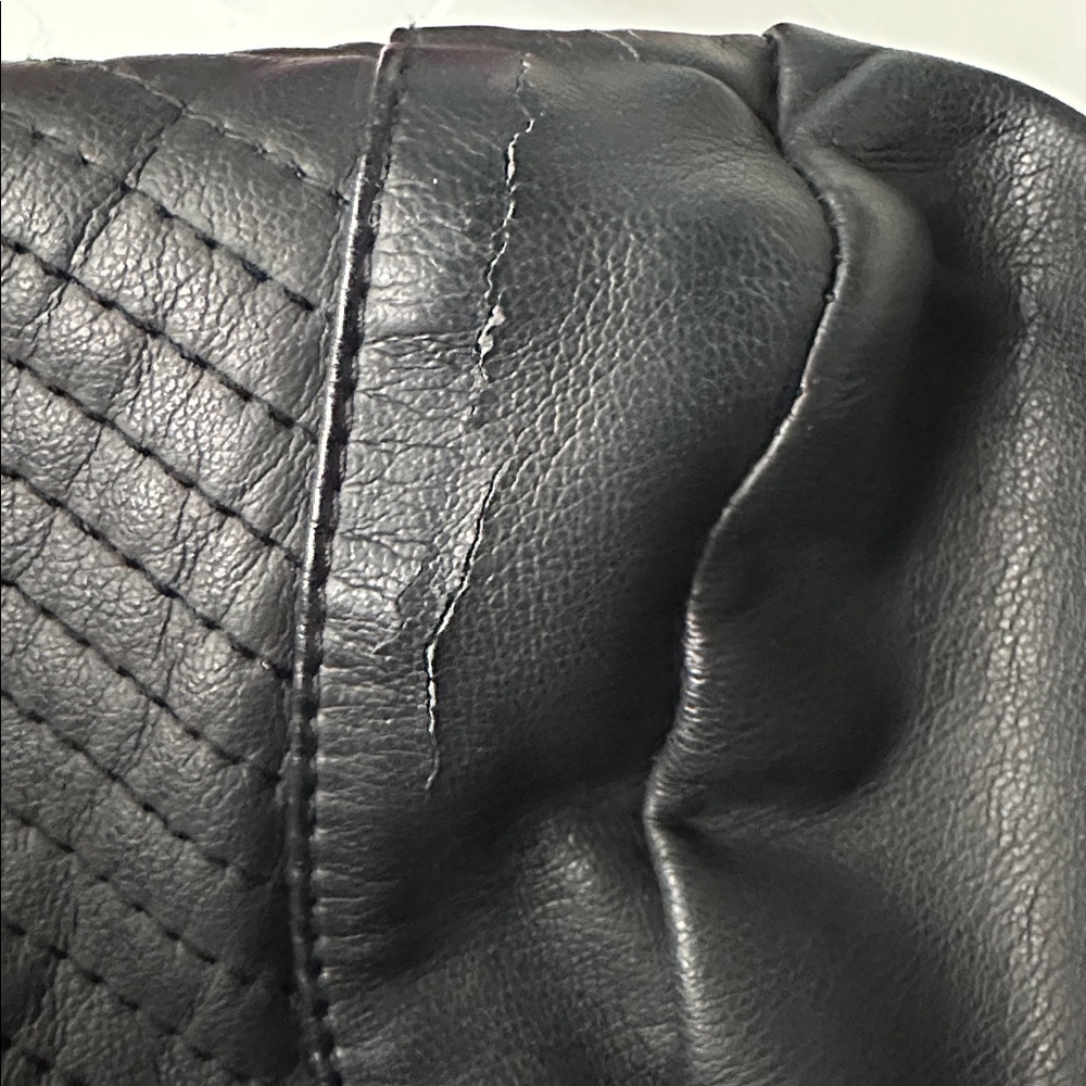 Express Women's Sleek Black Leather moto Jacket - Picture 9 of 9